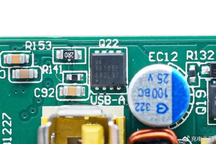 5mΩ,采用pdfn3333封装.