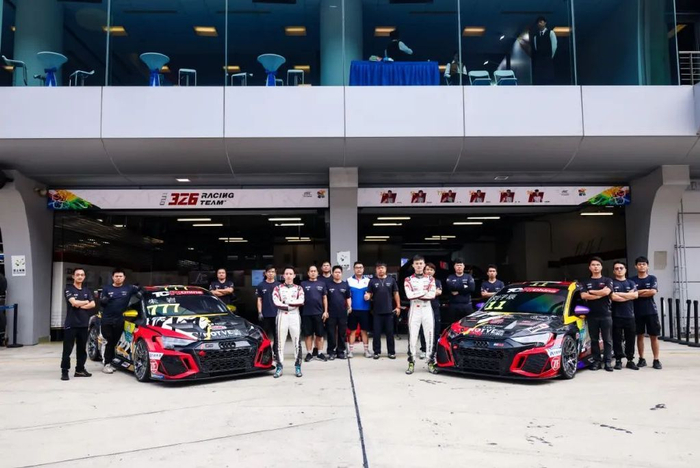 在挑战中华丽蜕变 326 Racing Team多线出击斩获年度奖项|吴怡帆|刘子辰|车队|季军|赖敬文_新浪体育_新浪新闻