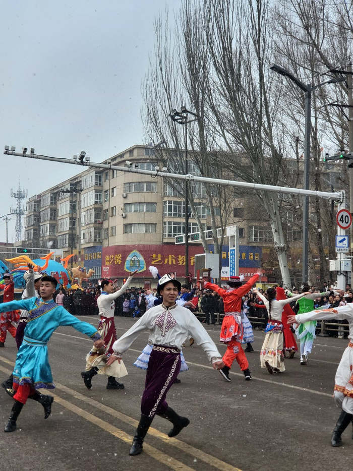 闹元宵庆佳节丨2024年平鲁区锣鼓迎春塞上雄风街头文艺展演开演