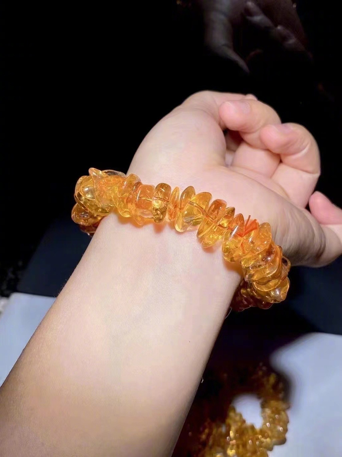 给大家推荐一个水晶供货商,专注天然高端水晶 vx:shuijing16999|水晶