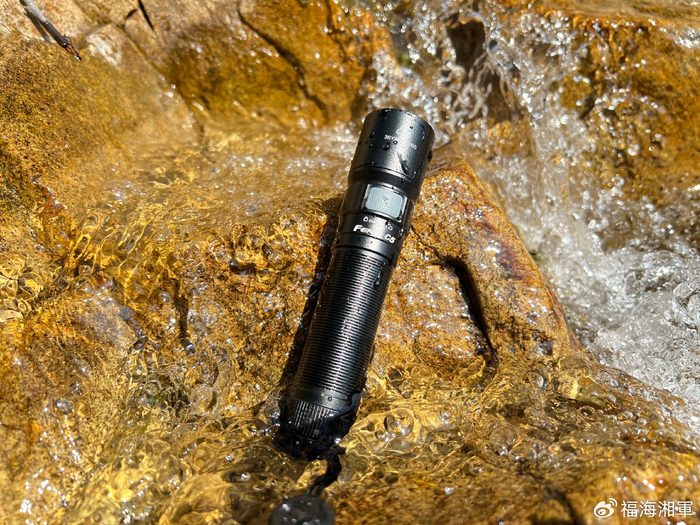 fenix c5强光远射防水磁吸应急手电体验测评|手电|手
