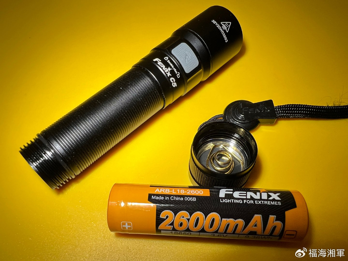 fenix c5强光远射防水磁吸应急手电体验测评|手电|手电筒|强光_新浪