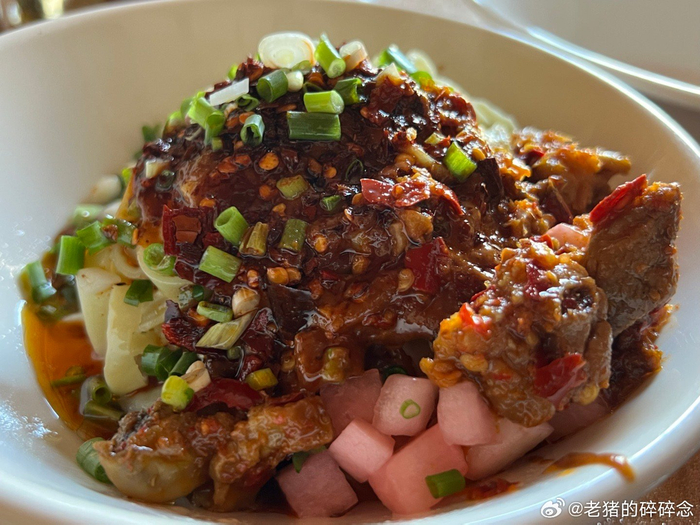 在石阡怎么能不来碗绿豆粉然后还在路边发现了不知名字的小吃