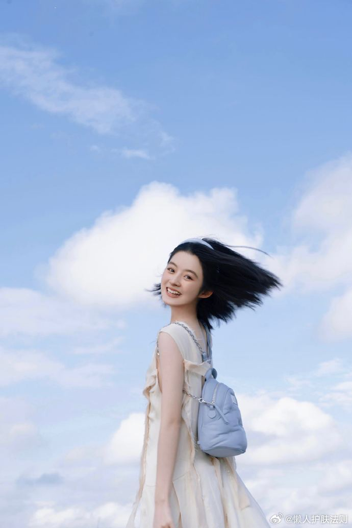 黄杨钿甜的甜美超过了预期真是被黄杨钿的甜美所打动啊