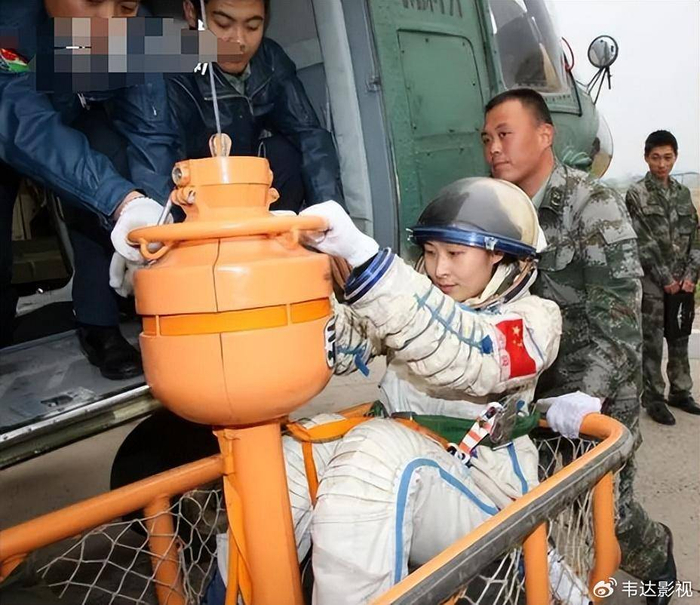 中国首位女航天员刘洋,结婚8年未生子,飞天前为丈夫留2条遗言