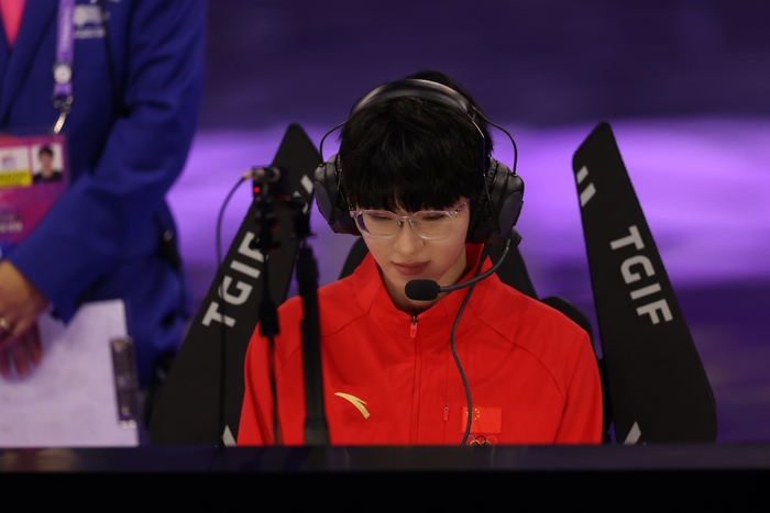 刀口分享当之无愧的金牌射手ag一诺ovo要继续加油呀