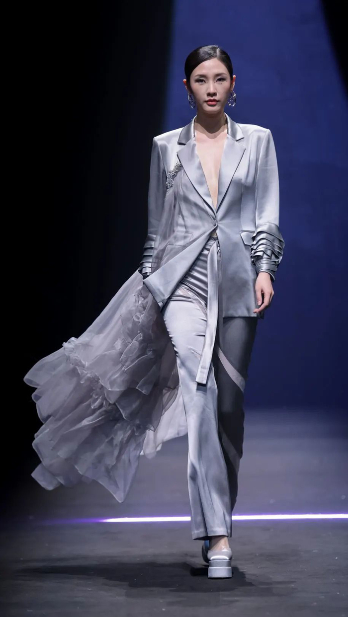 领跑的中国时尚竞争力|第29届中国十佳时装设计师专访(上)