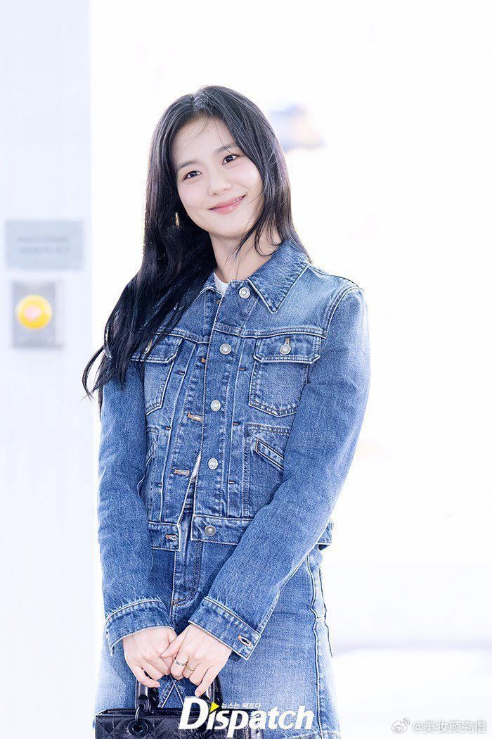 240226jisoo韩国仁川出发飞往巴黎机场生图直拍