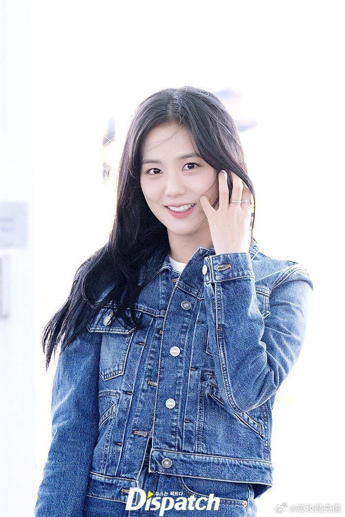 240226jisoo韩国仁川出发飞往巴黎机场生图直拍