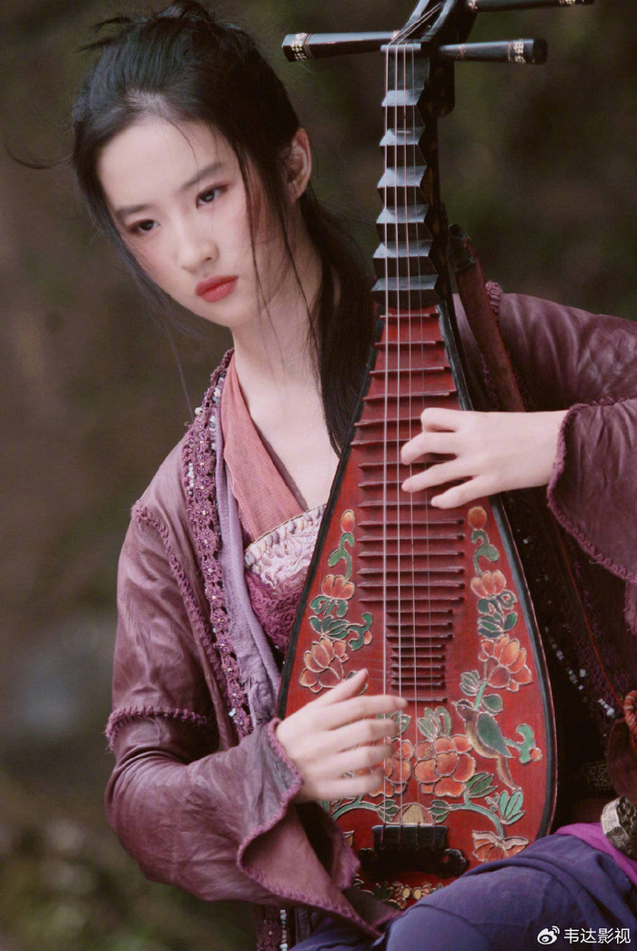 真正的民族女神.36岁的刘亦菲,极其美丽完美.