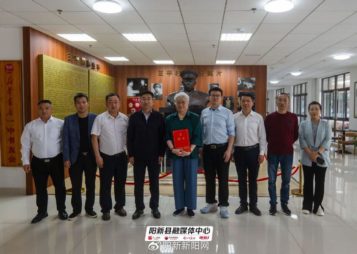 开国上将王平之女王晓虹回家乡开展助学活动|王晓虹|王平|阳新_新浪