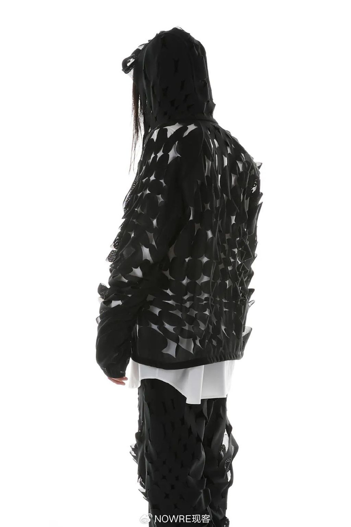 看完新衣服,真的想试试「透视装」…|instagram|镂空|透视装_新浪新闻