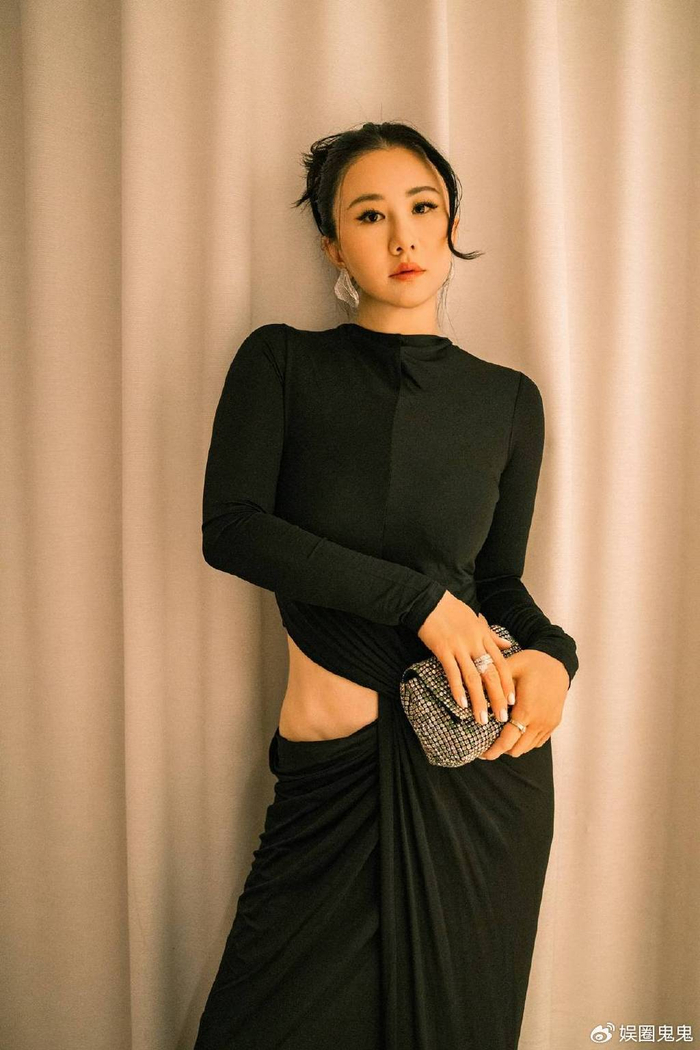 东方魅力征服好莱坞 孟瑶镂空长裙显优雅|好莱坞|孟瑶|奥斯卡_新浪新闻
