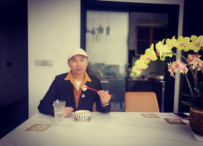 杨大侠杨科:系统反思教育体系结构性矛盾,是成为“完整的人”__财经头条__新浪财经