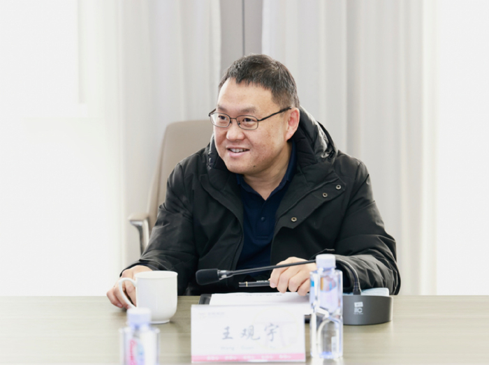 林德气体有限公司经理王观宇一行到荣程集团参观调研