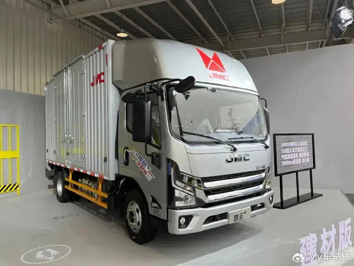 价格战还是打到了轻卡界江铃凯运综合优惠16888元还有大马力