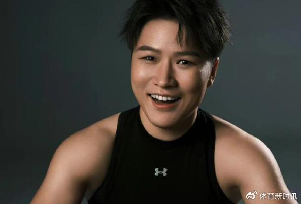 张伟丽采访表示，期待在不同领域绽放光芒