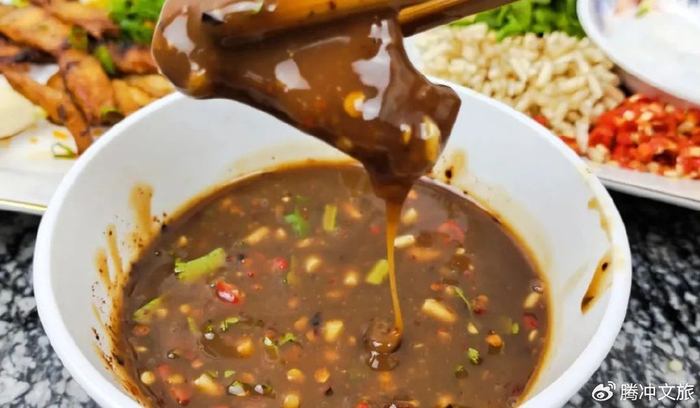 腌菜膏蘸水——酸辣美味