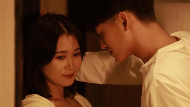 恨嫁女舌斩“泡良”男