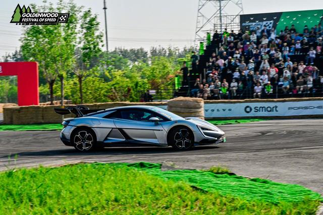 仰望U9蝉联2025爬山赛纯电四驱街车组第一名，全场第二名