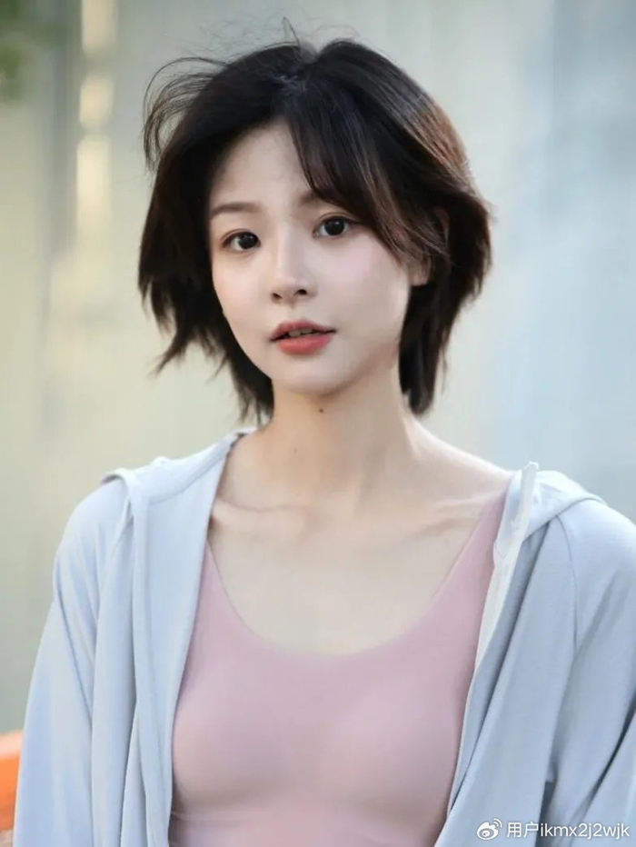 女士短碎发,剪完大不一样,很美很显小