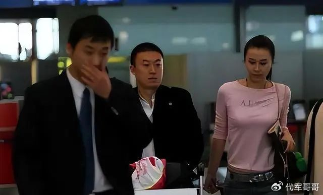 张宁益：与国乒马琳离婚，再嫁金融学霸移居海外，如今成人生赢家