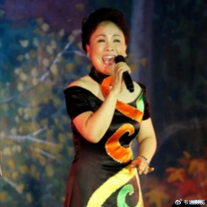 作为赵安的妻子,芦秀梅也受到许多影响,最显著的就是收入.