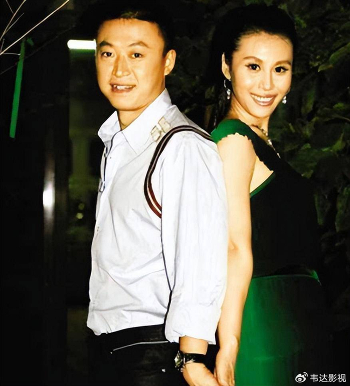 国乒冠军马琳前妻分得千万资产后再嫁金融学霸带2娃居住美国