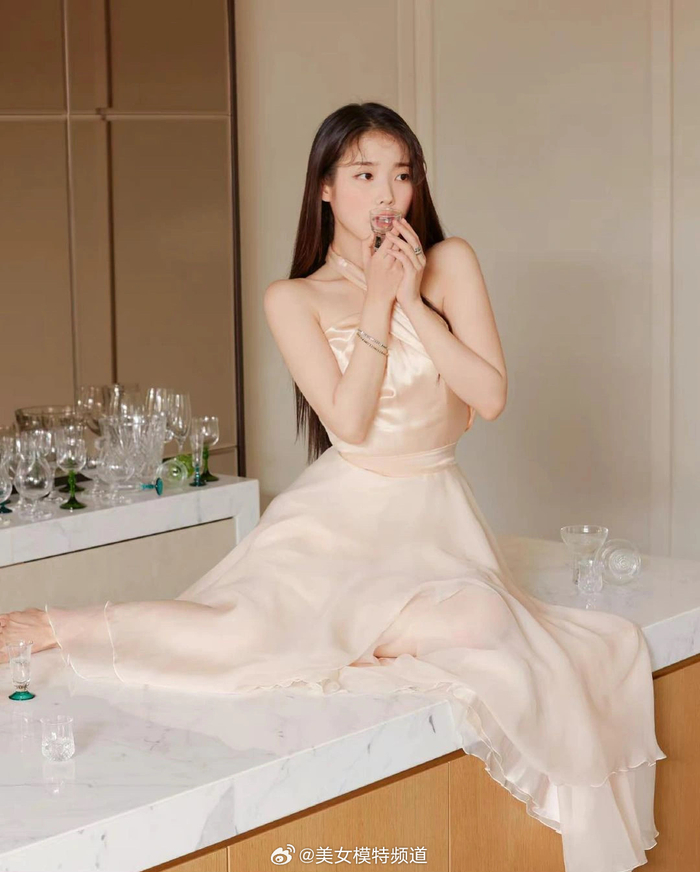 李知恩唯美纱裙柔美迷人