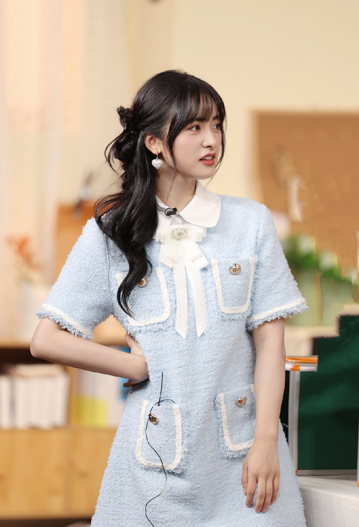 沈月怦然心动20岁造型释出是可爱机灵的小月