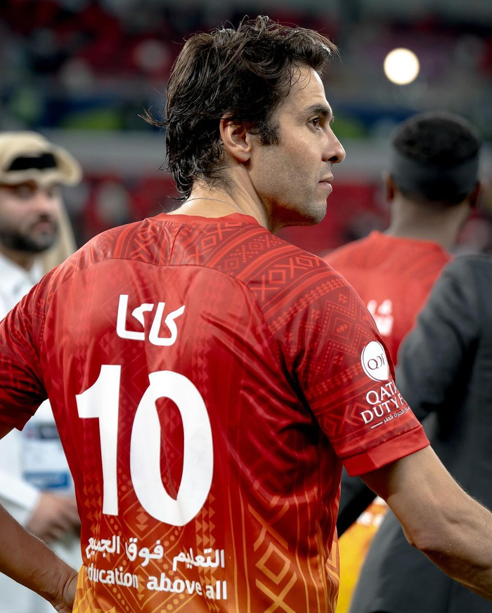 卡卡还是那么的帅