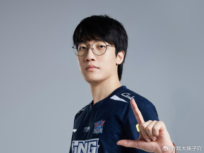 tarzan采访称不痛苦明年再努力工作被嘲讽下赛季你就失业了