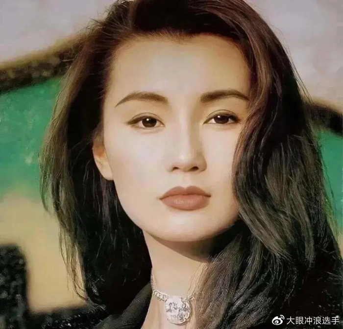 六位与生俱来的狐狸眼女明星:眼睛迷人心动,让人如痴如醉