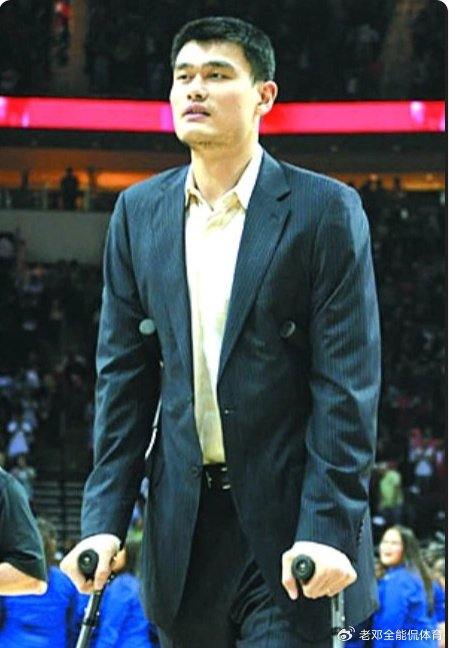为何说姚明在nba6亿工资是拿身体赚取?这5张照片 给你答案