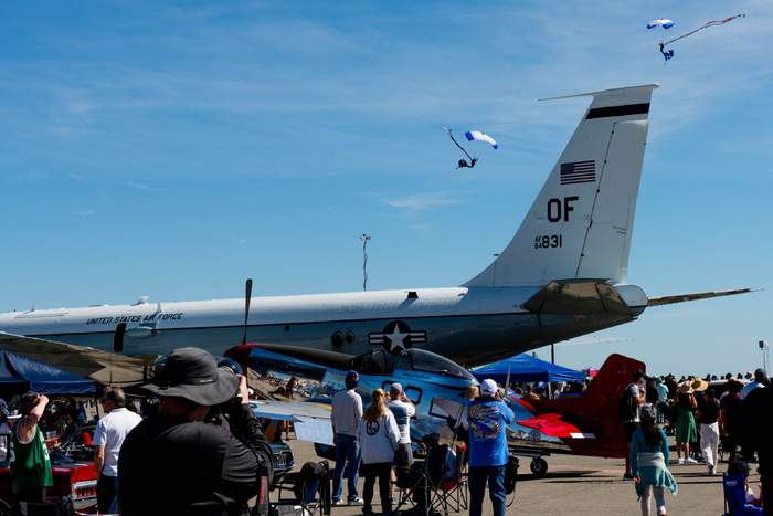 特拉维斯空军基地的所有四种机型都参加了表演|特拉维斯|加利福尼亚州