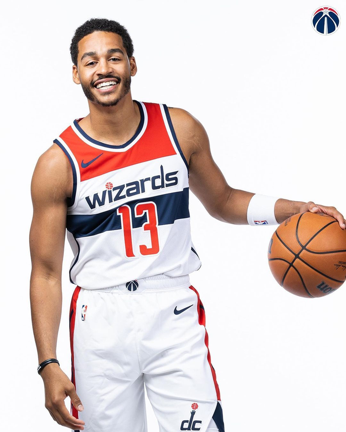 换上奇才球衣的乔丹普尔