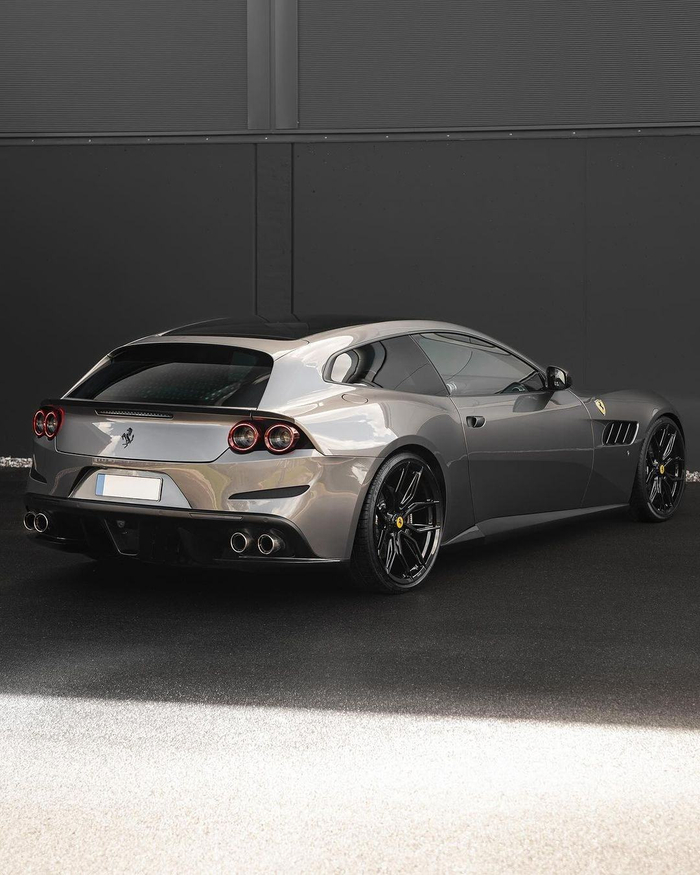 novitec改装的法拉利gtc4lusso