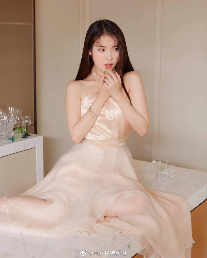 李知恩唯美纱裙柔美迷人