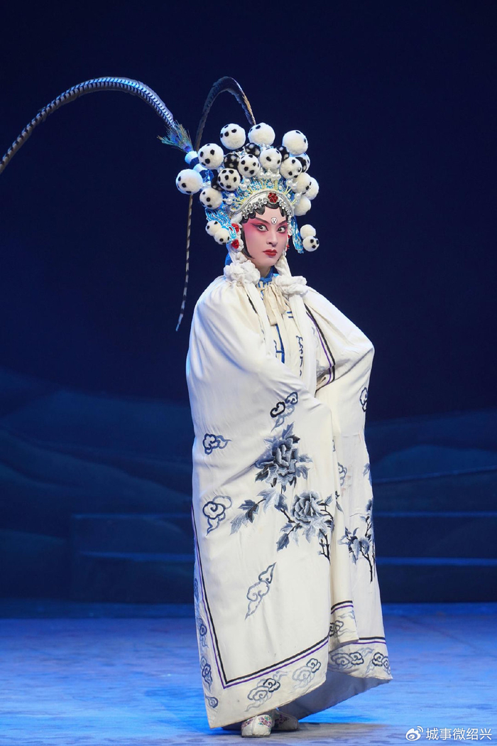 新浪网绍兴名人会客厅之绍剧演员叶婧:热爱是坚持的不竭动力|筱艳秋