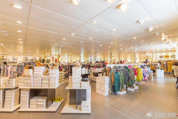 由中国百货商业协会和冯氏集团利丰研究中心共同撰写的《2023-2024