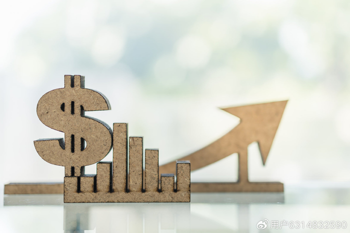 美国加息背景下经济保持增长的原因分析