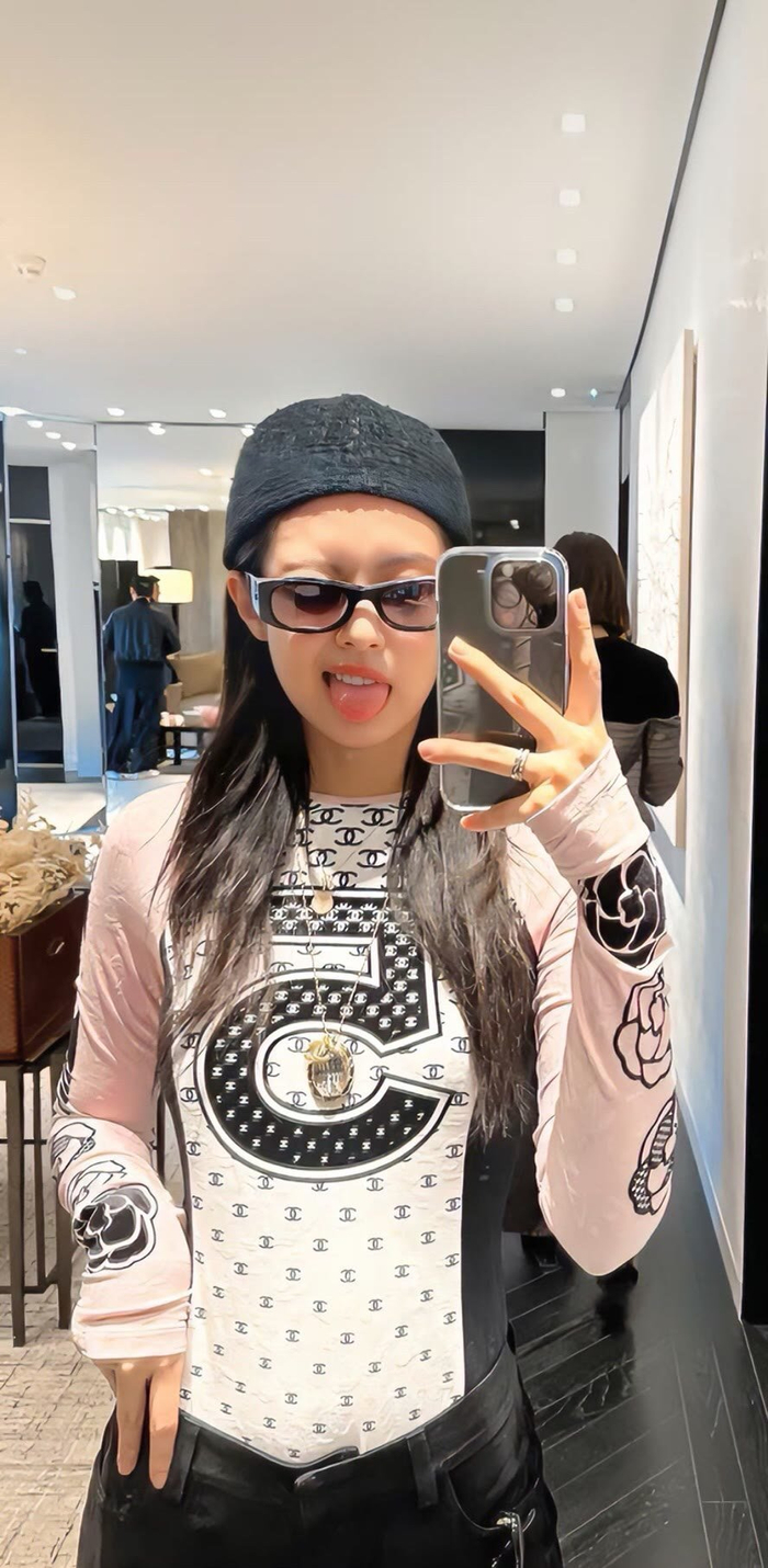 人间香奈儿 jennie 金珍妮
