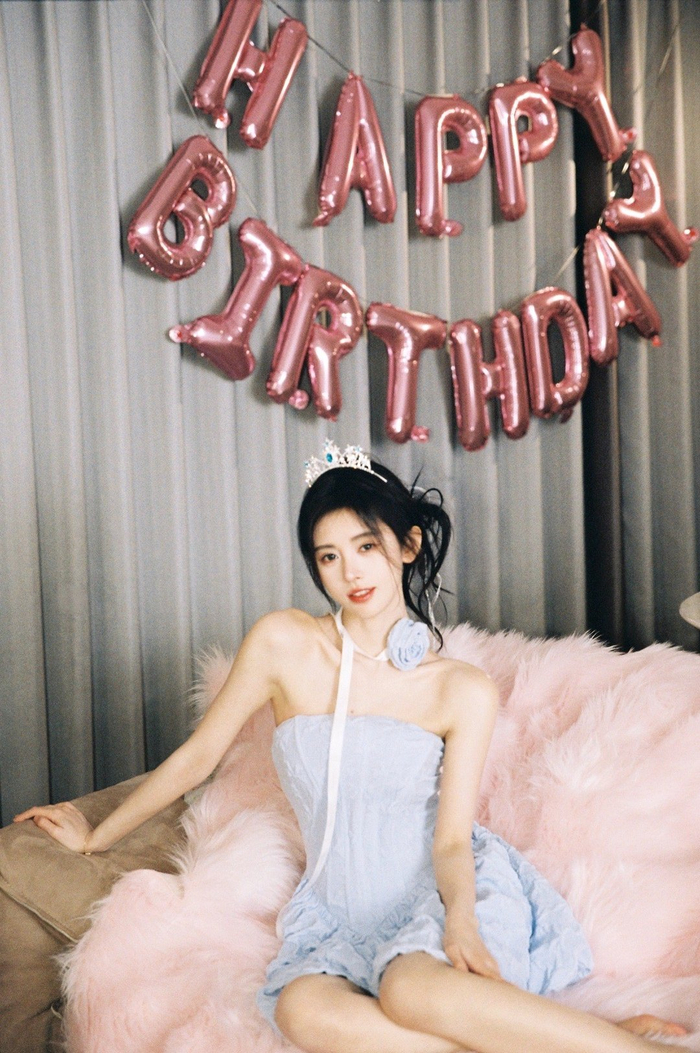 鞠婧祎的生日大片,蝴蝶公主!