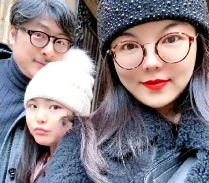 王嘉尔选妃?韩寒破产?吴昕虐待父母?大spua?王岳伦换女友?