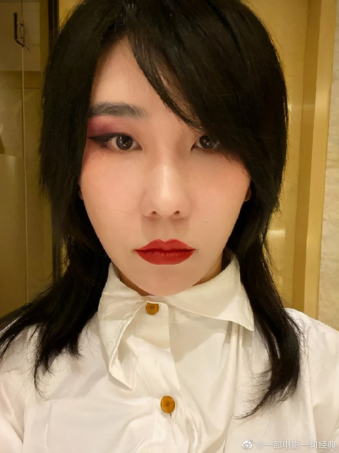 安雨是Mandarin鼓手,而赵梦是新裤子贝斯
