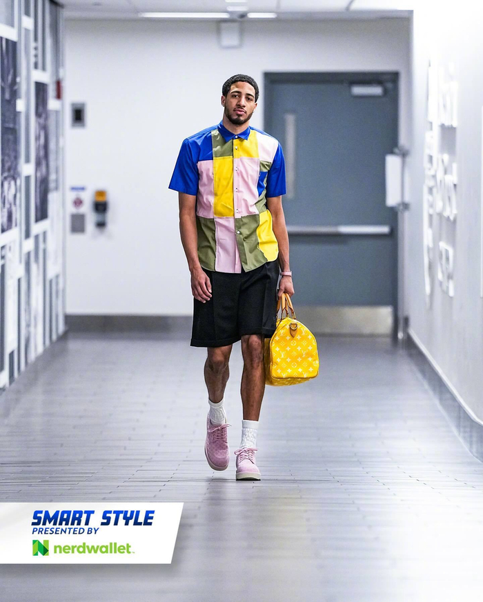 今日nba收官战东部球员入场穿搭look谁是最佳型男