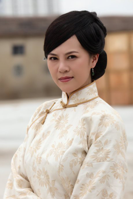 《香水佳人》首播,女性苦情剧,一妻一妾的悲惨生活,适合老年人