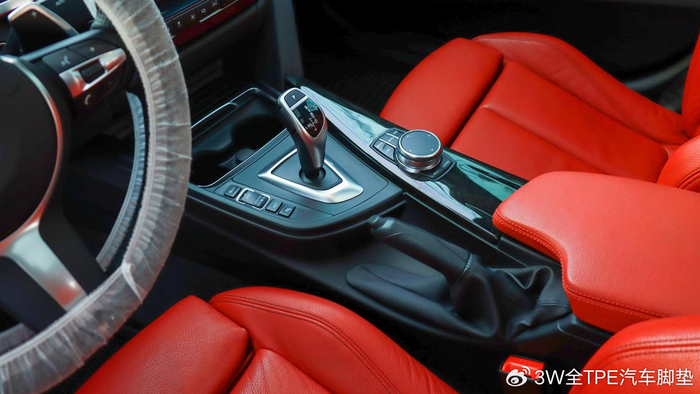 好,因为宝马的很多车型中更换3w全tpe脚垫的时候需要更换原车固定卡扣