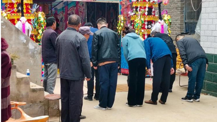 别不相信！农村人盖房，一为了住，二更是为了百年之后办后事