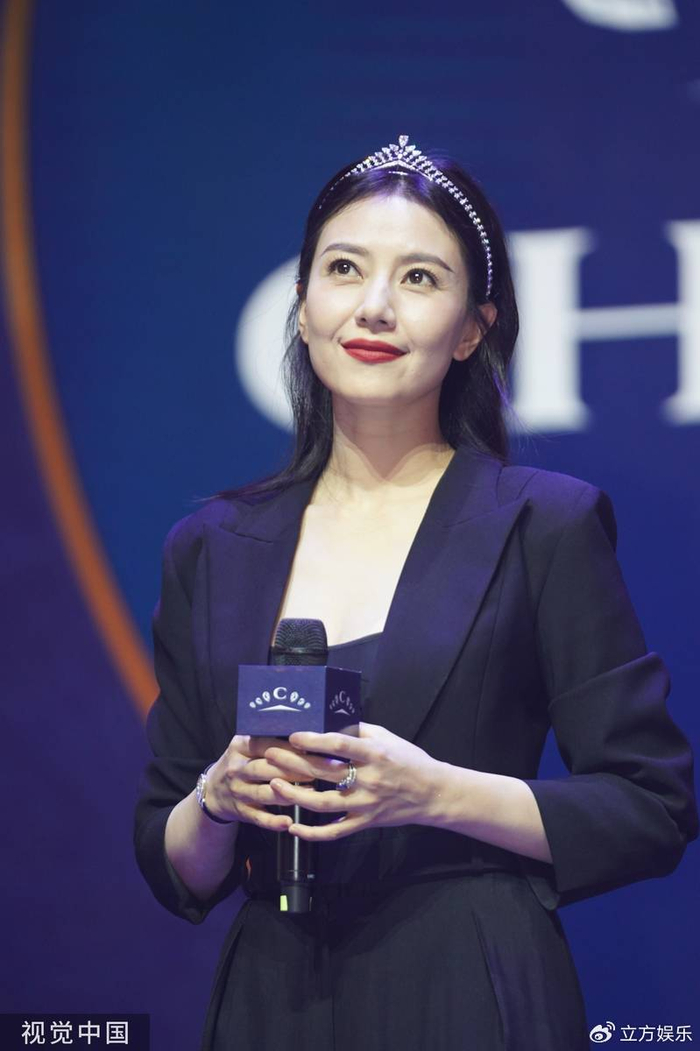 高圆圆西装造型温婉大气 萧敬腾米卡帅气十足|萧敬腾|高圆圆|温婉